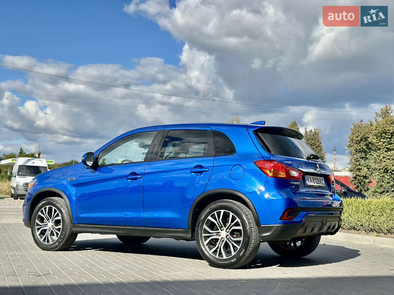 Внедорожник / Кроссовер Mitsubishi ASX 2018 в 