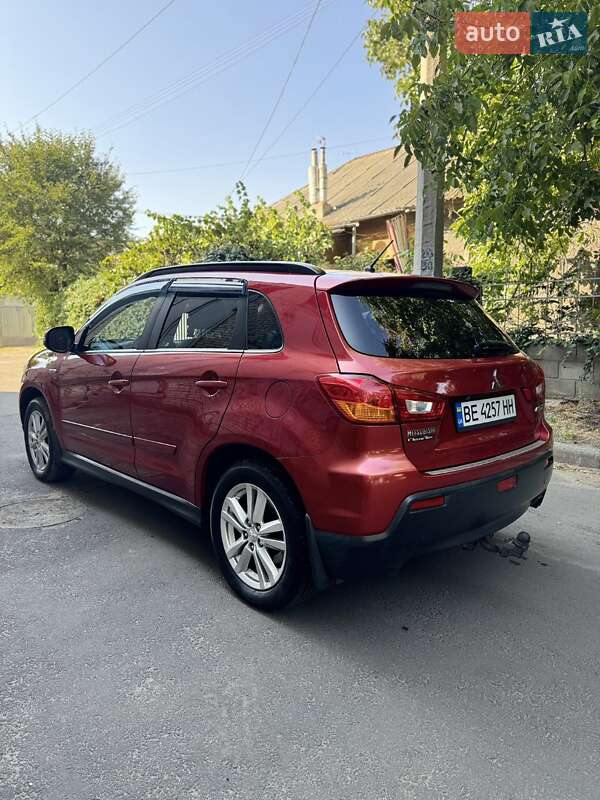 Внедорожник / Кроссовер Mitsubishi ASX 2011 в Николаеве