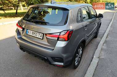 Внедорожник / Кроссовер Mitsubishi ASX 2021 в 