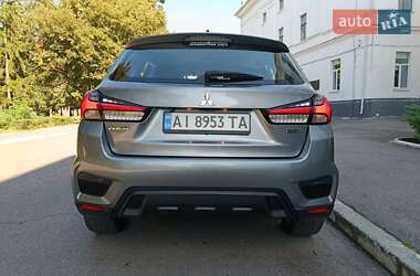 Внедорожник / Кроссовер Mitsubishi ASX 2021 в 