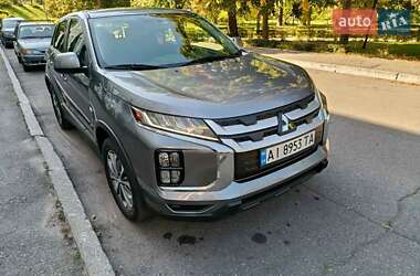 Внедорожник / Кроссовер Mitsubishi ASX 2021 в 