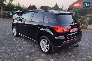 Внедорожник / Кроссовер Mitsubishi ASX 2011 в 