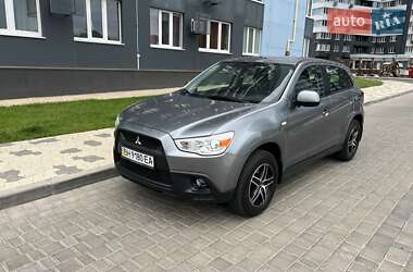 Внедорожник / Кроссовер Mitsubishi ASX 2012 в 