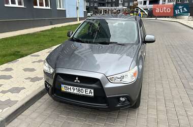 Внедорожник / Кроссовер Mitsubishi ASX 2012 в 