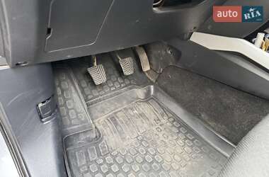 Внедорожник / Кроссовер Mitsubishi ASX 2011 в 