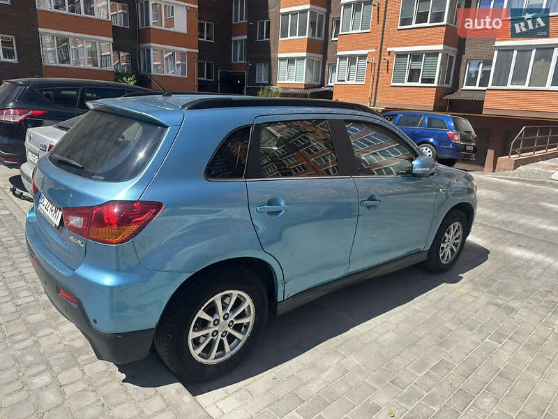 Mitsubishi ASX 2011