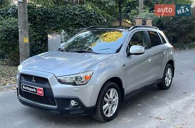 Позашляховик / Кросовер Mitsubishi ASX 2010 в Києві