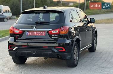 Внедорожник / Кроссовер Mitsubishi ASX 2018 в 