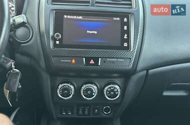 Внедорожник / Кроссовер Mitsubishi ASX 2018 в 