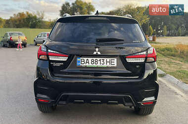 Внедорожник / Кроссовер Mitsubishi ASX 2023 в 