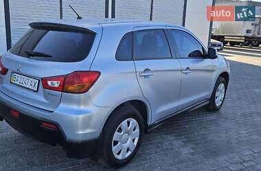 Внедорожник / Кроссовер Mitsubishi ASX 2011 в 