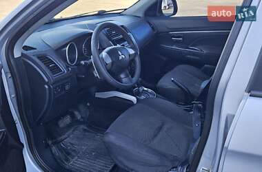 Внедорожник / Кроссовер Mitsubishi ASX 2011 в 