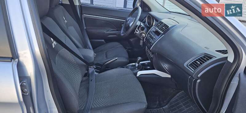 Внедорожник / Кроссовер Mitsubishi ASX 2011 в Черкассах