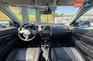 Внедорожник / Кроссовер Mitsubishi ASX 2010 в 
