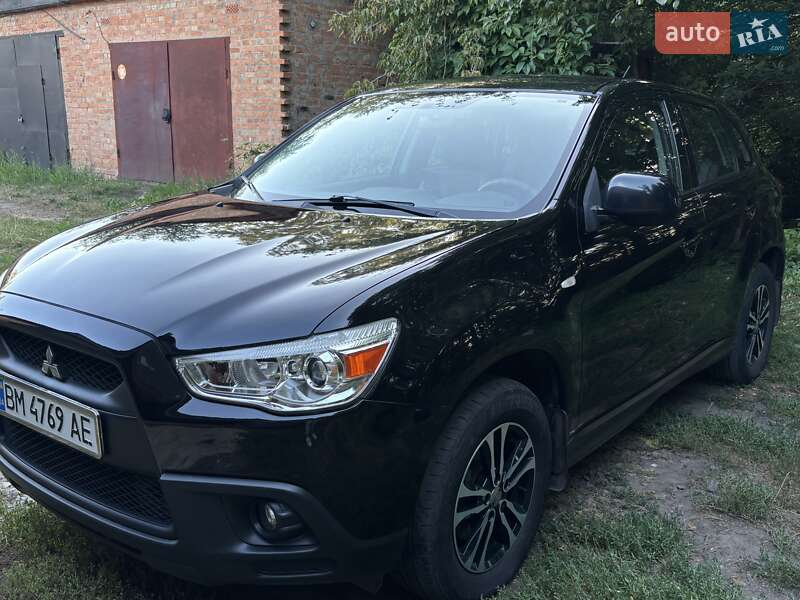 Внедорожник / Кроссовер Mitsubishi ASX 2010 в Ромнах