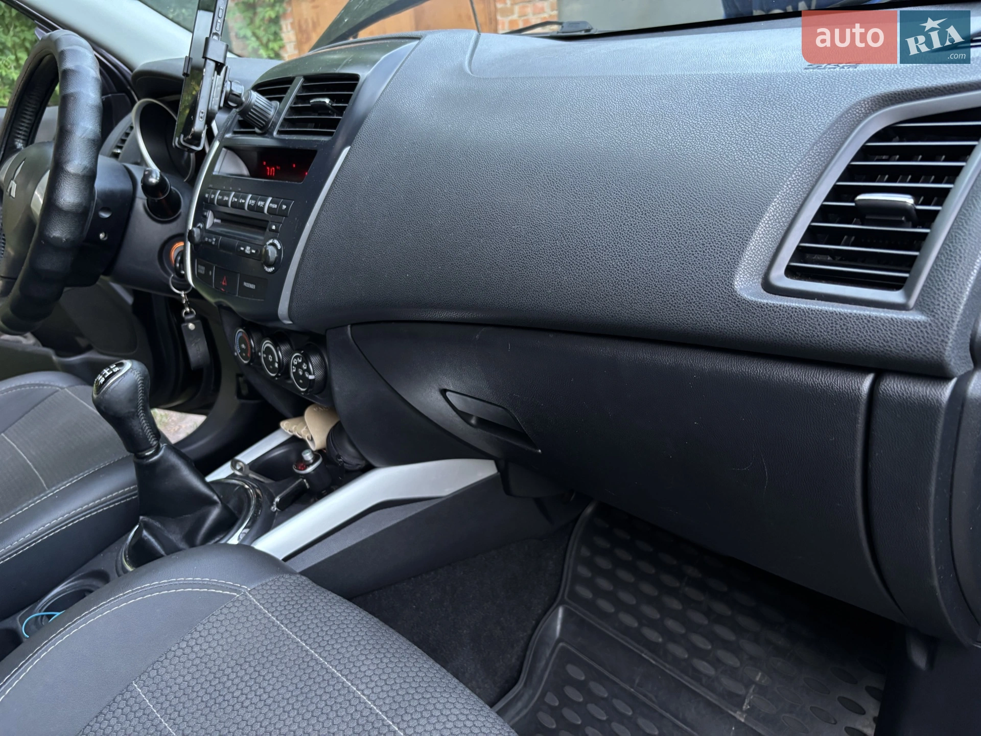 2010 Mitsubishi ASX - мініатюра 17