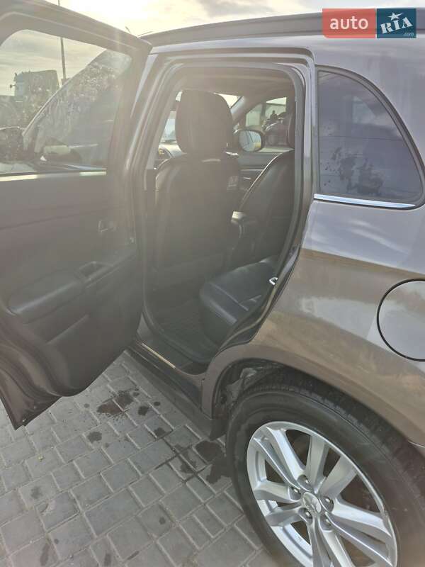 Внедорожник / Кроссовер Mitsubishi ASX 2010 в Одессе