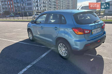 Внедорожник / Кроссовер Mitsubishi ASX 2011 в 