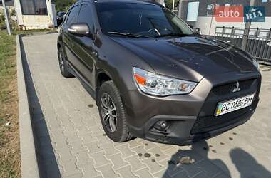 Внедорожник / Кроссовер Mitsubishi ASX 2011 в 