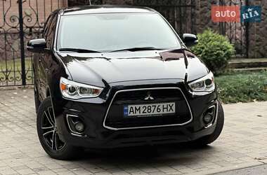 Внедорожник / Кроссовер Mitsubishi ASX 2014 в 