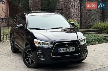 Внедорожник / Кроссовер Mitsubishi ASX 2014 в 