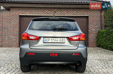 Внедорожник / Кроссовер Mitsubishi ASX 2012 в 