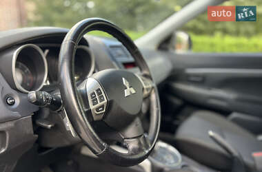 Внедорожник / Кроссовер Mitsubishi ASX 2012 в 
