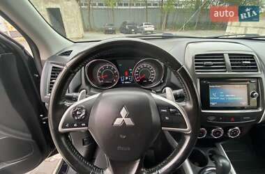 Внедорожник / Кроссовер Mitsubishi ASX 2014 в 