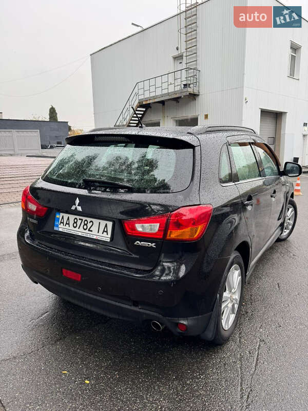 Позашляховик / Кросовер Mitsubishi ASX 2014 в Києві