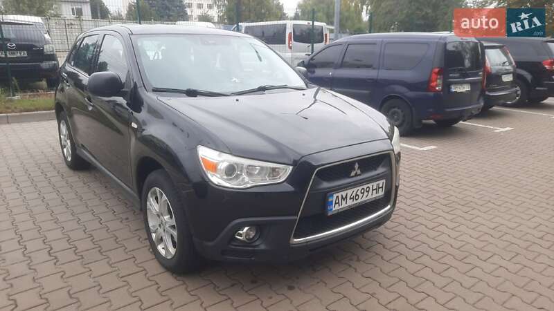 Внедорожник / Кроссовер Mitsubishi ASX 2010 в Киеве
