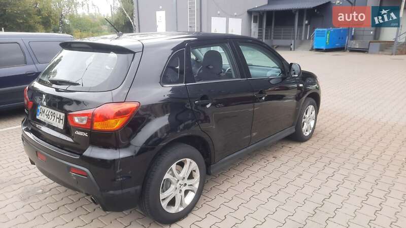 Внедорожник / Кроссовер Mitsubishi ASX 2010 в Киеве