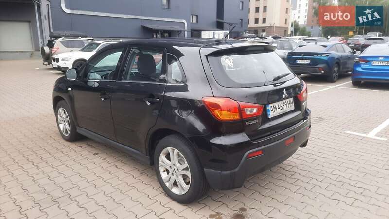 Внедорожник / Кроссовер Mitsubishi ASX 2010 в Киеве