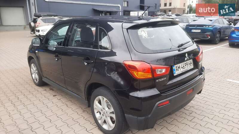 Внедорожник / Кроссовер Mitsubishi ASX 2010 в Киеве