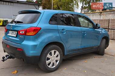 Внедорожник / Кроссовер Mitsubishi ASX 2012 в 
