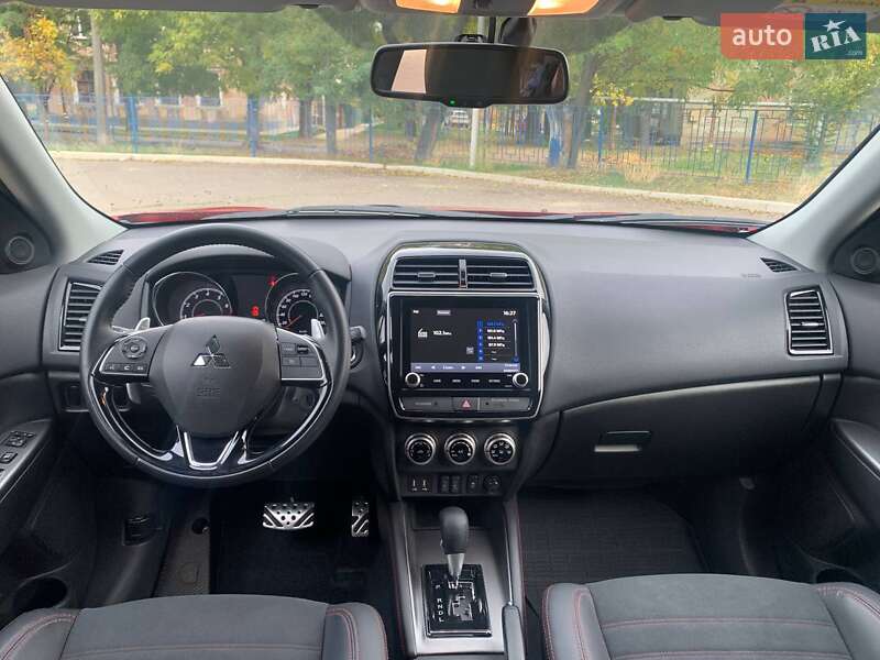 Внедорожник / Кроссовер Mitsubishi ASX 2022 в Николаеве