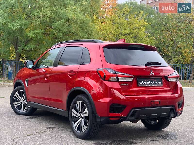 Внедорожник / Кроссовер Mitsubishi ASX 2022 в Николаеве