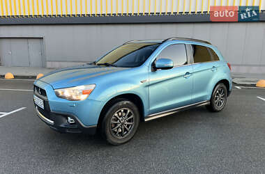Позашляховик / Кросовер Mitsubishi ASX 2011 в Києві