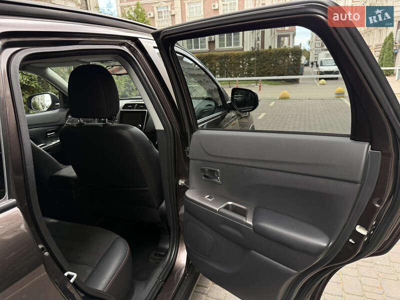 Внедорожник / Кроссовер Mitsubishi ASX 2020 в Киеве фото 30 Внедорожник / Кроссовер Mitsubishi ASX 2020 в Киеве