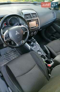 Позашляховик / Кросовер Mitsubishi ASX 2013 в 