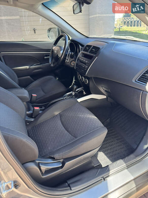 Внедорожник / Кроссовер Mitsubishi ASX 2010 в Ивано-Франковске фото 13 Внедорожник / Кроссовер Mitsubishi ASX 2010 в Ивано-Франковске