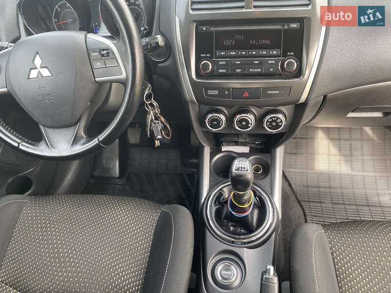 Внедорожник / Кроссовер Mitsubishi ASX 2014 в Житомире