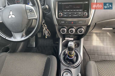 Позашляховик / Кросовер Mitsubishi ASX 2014 в  фото 18 Позашляховик / Кросовер Mitsubishi ASX 2014 в