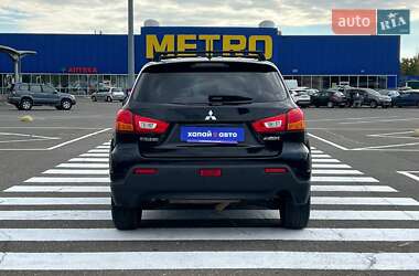 Внедорожник / Кроссовер Mitsubishi ASX 2011 в 