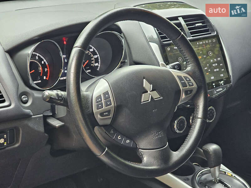 Позашляховик / Кросовер Mitsubishi ASX 2012 в Києві