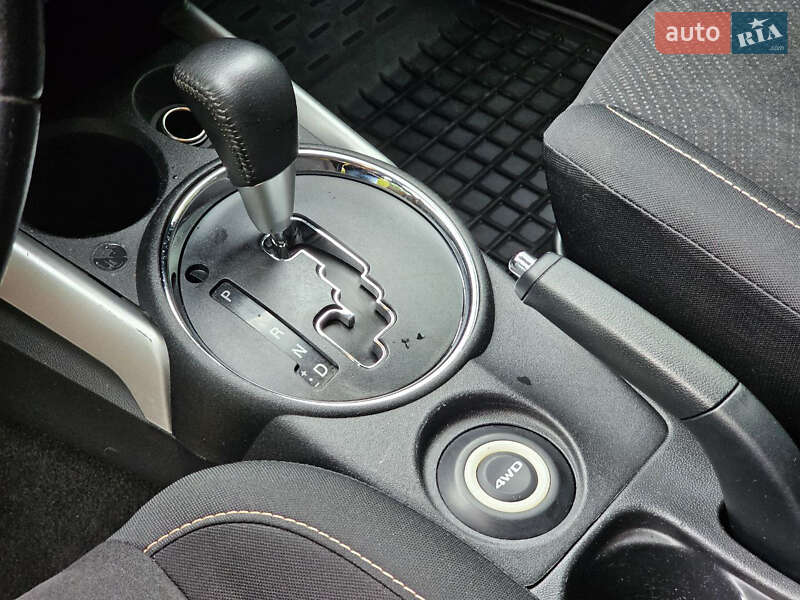 Позашляховик / Кросовер Mitsubishi ASX 2012 в Києві