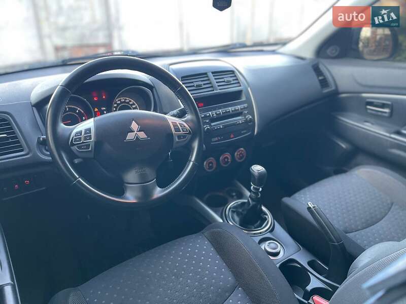 Внедорожник / Кроссовер Mitsubishi ASX 2011 в Полтаве