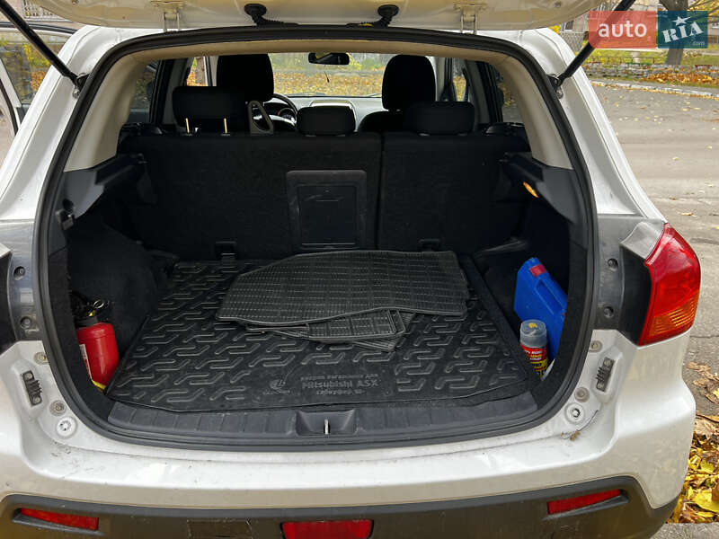 Позашляховик / Кросовер Mitsubishi ASX 2010 в Києві фото 14 Позашляховик / Кросовер Mitsubishi ASX 2010 в Києві
