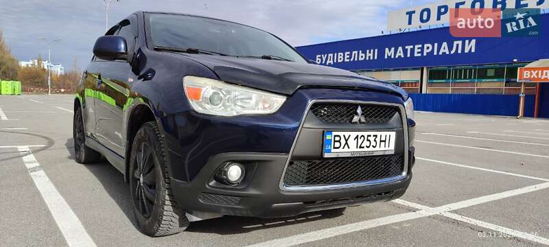 Внедорожник / Кроссовер Mitsubishi ASX 2012 в Каменец-Подольском