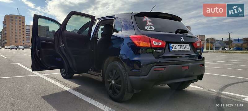 Внедорожник / Кроссовер Mitsubishi ASX 2012 в Каменец-Подольском