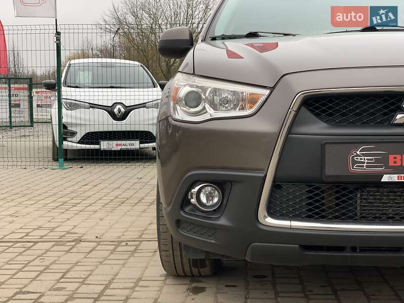 Позашляховик / Кросовер Mitsubishi ASX 2011 в Бердичеві фото 9 Позашляховик / Кросовер Mitsubishi ASX 2011 в Бердичеві